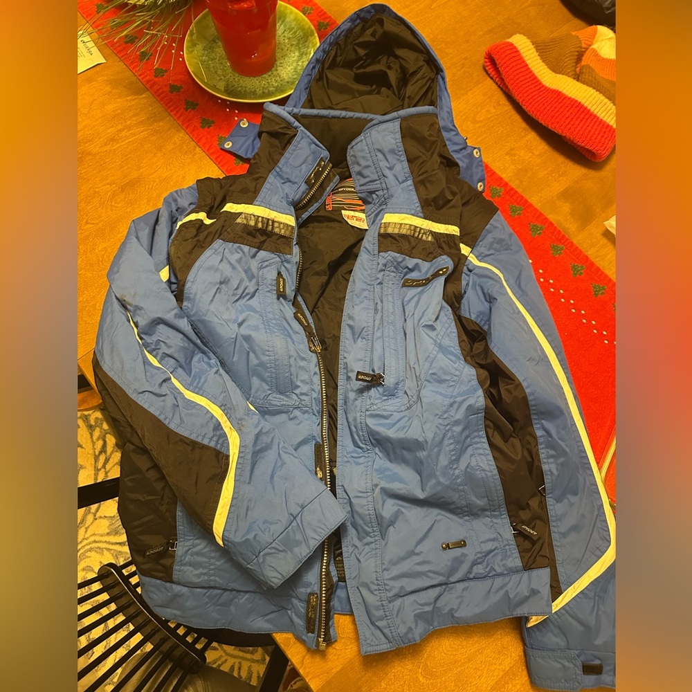 Men’s Spyder blue ski jacket size small